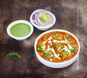 Matar paneer