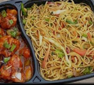 Paneer Chilli with Chicken Noodles 