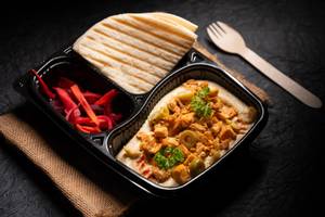 Hummus With Chicken Shawarma Shreds