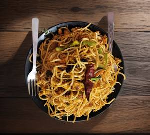 Veg singapuri hakka noodles [full]