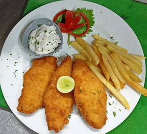 Classic Crisp Fish & Chips