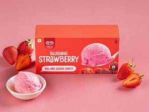 Blushing Strawberry 700ml Party Pack