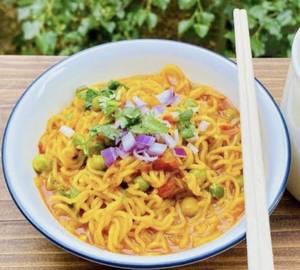 Special Vegetable Cheese Maggi
