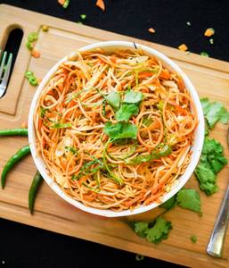 Schezwan Veg Noodles