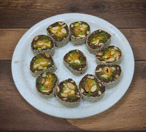 Anjeer Psta Roll 