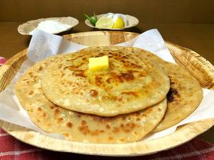 (2pc) Royal Bite Aloo Paratha With Butter