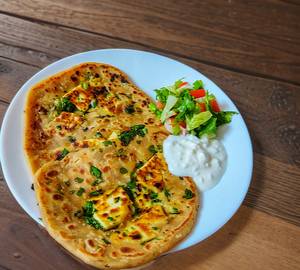 Paneer paratha