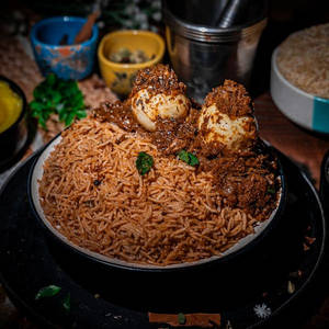 Egg Fry Biryani [Serves 1]