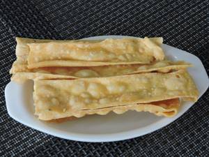 Fafda ( 1 Packet ) 250 Gm 