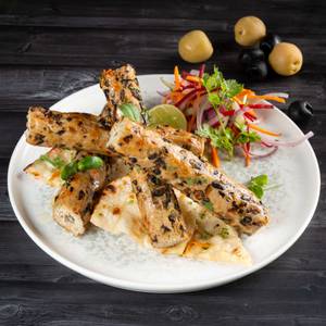 GILAFI MURGH SEEKH KEBAB