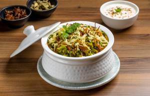 PANEER AND CHOLE KI BIRYANI