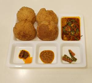 Bedmi Aloo Sabzi