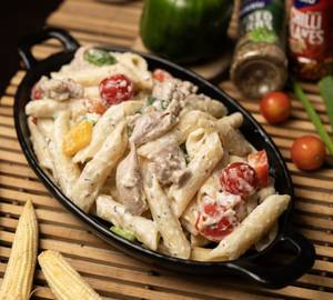 Chicken Alfredo White Pasta