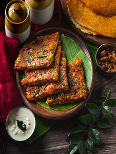 Butter Open Podi Masala Uttappam