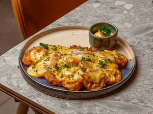 Cheesy Loaded Round Cut Potato Fries