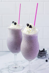 Blackcurrent Shake