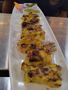 Reshmi Murgh Tikka [6 Pcs]