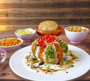Kachori With Chole