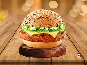Cheesy Peri Peri Chicken Grilled Burger