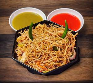 Veg Chowmin [serves 1]