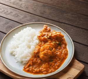 White Rice with Red Chicken Curry Large