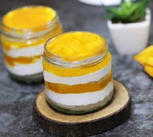 Mango Jar Cake