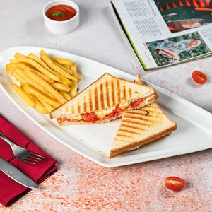 Cheese And Tomato Grilled Sandwich