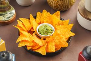 Guacamole With Tortilla Chips
