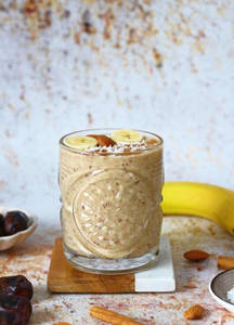 Banana Date Honey Smoothie