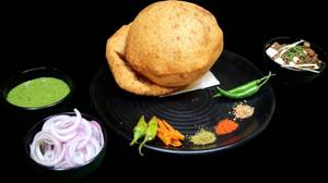 Spl. Chole Bhature Without Paneer