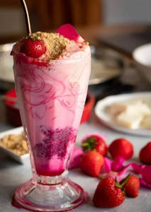 Strawberry Falooda