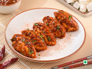 Paneer Hot Garlic Pan Fried Momo