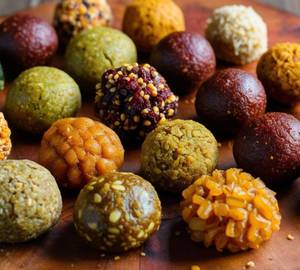 Black Seasame Laddu (Nuvvulu)