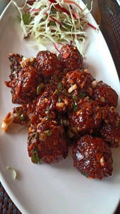 Veg Manchurian Dry [12 Pcs]