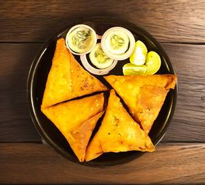Mutton Samosa (Per Piece)