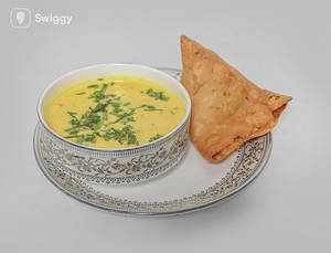Kadi Samosa