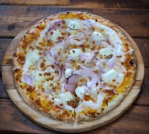Onion Pizza