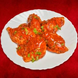 Chilli Chicken Momos (8pcs)