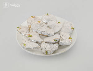 Kaju Gujiya