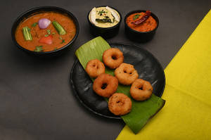 Sambar Mini Vada (8pcs)