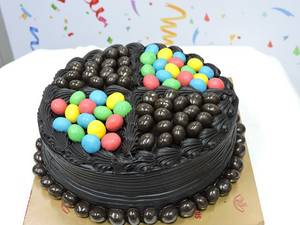 Choco Jewels-premium Dutch Truffle Cake (500gm)