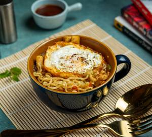 Egg Chicken Maggi [ Serves 1 ]