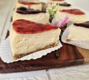 New York Baked Cheesecake: Raspberry