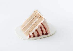 Eggless Strawberry Cake Slice