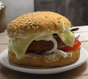Cheese Aloo Tikki Burger