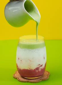 Strawberry Ice Matcha