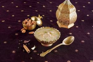 Zareen Murgh Shorba (Chicken Soup)