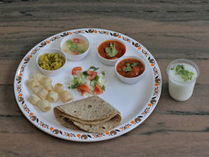 Gujarati Dinner Thali