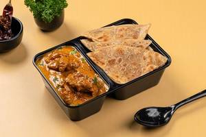 Chicken Masala Gravy & Paratha Dabba