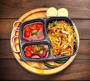 Chilli Chicken With Noodles